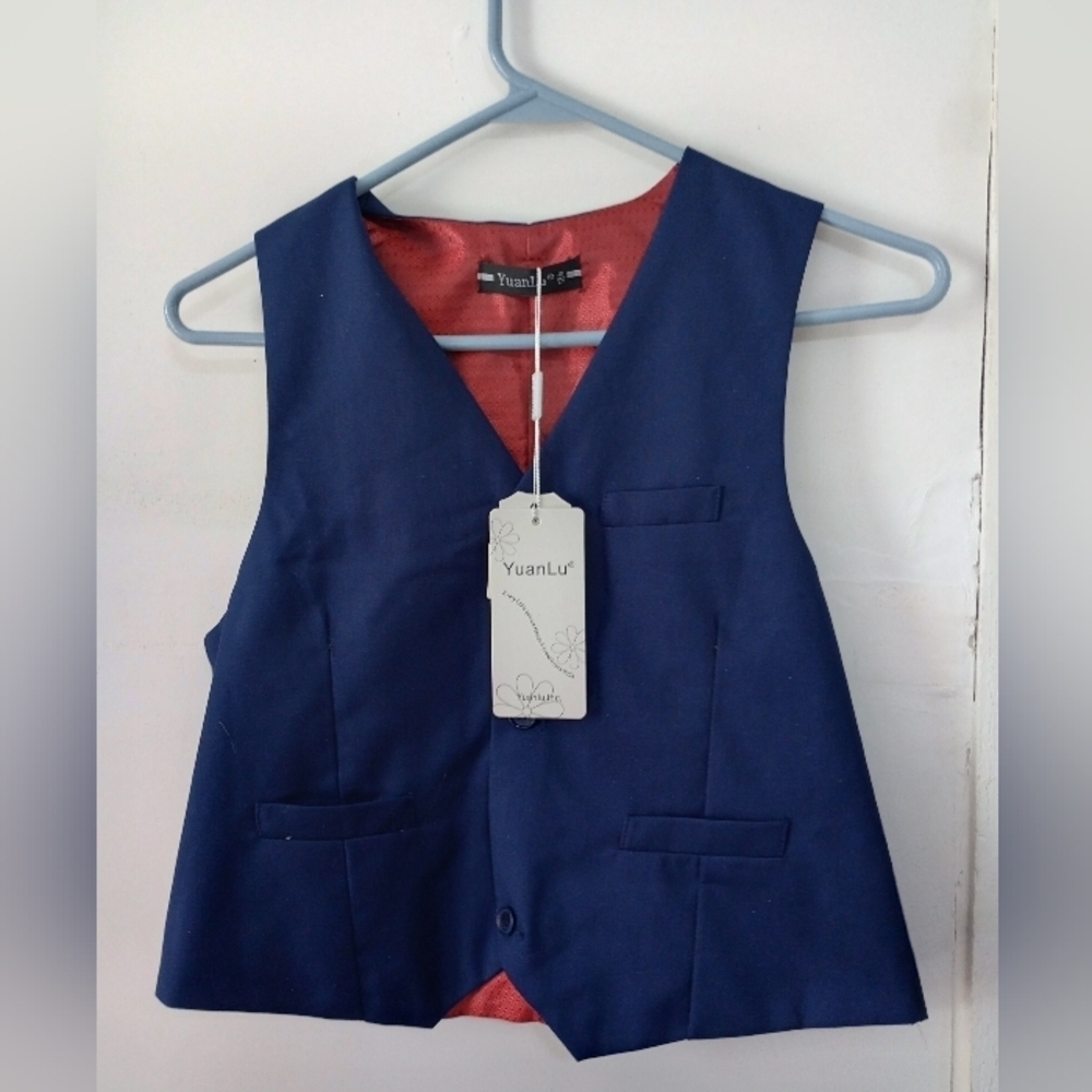 NWT Yuanlu boys vest 12 formal wear